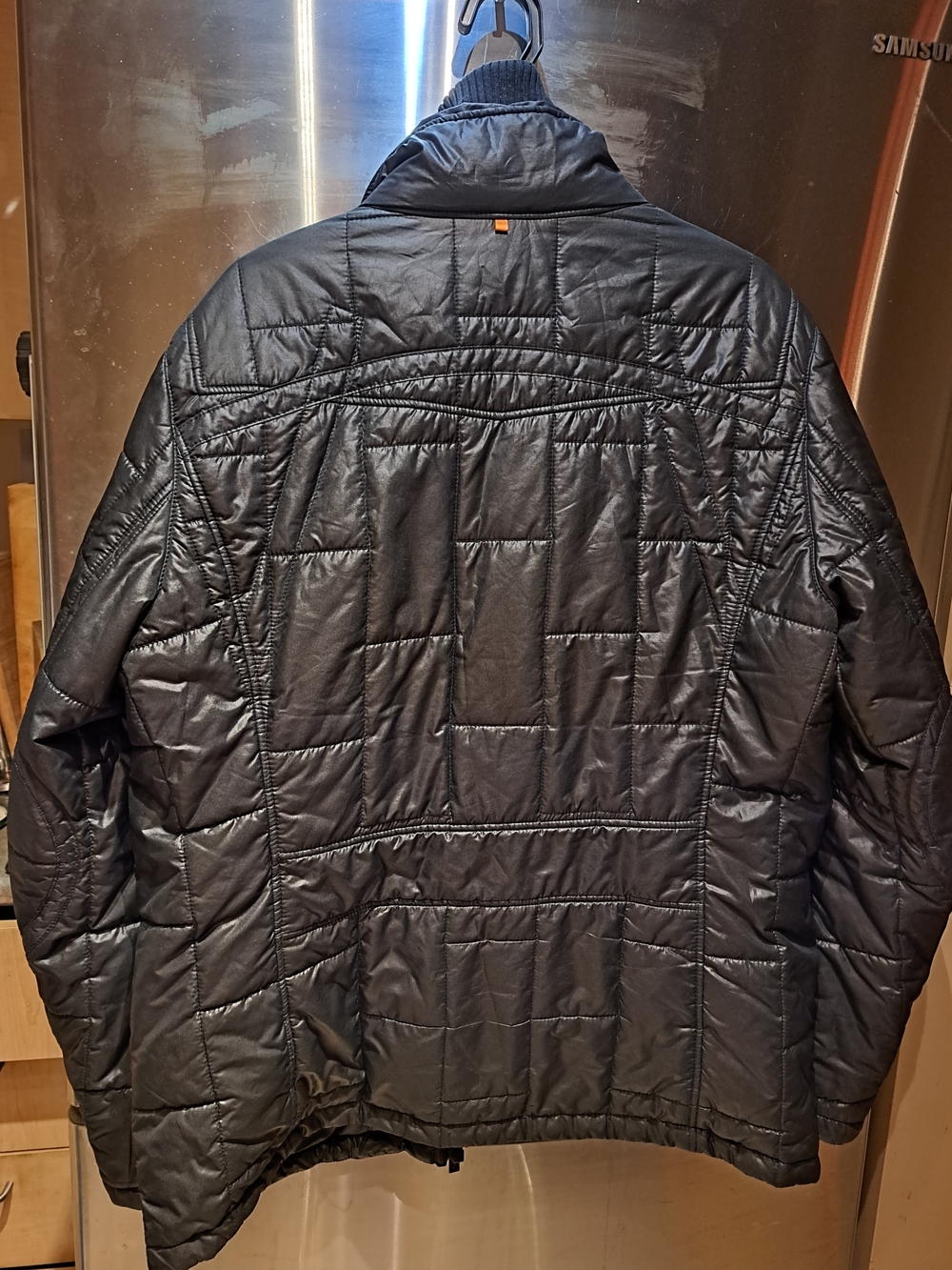 BOSS ORANGE Men's Black Quilted Puffer Jacket - Picture 3 of 6